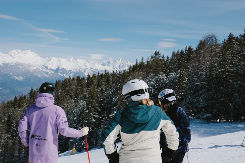 Adult ski coaching clinic in Verbier with Pulse Snowsports
