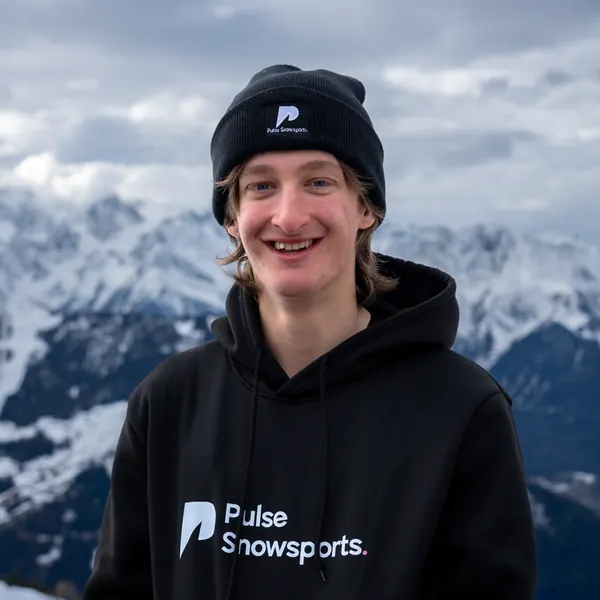 Headshot of Alexander Bobos