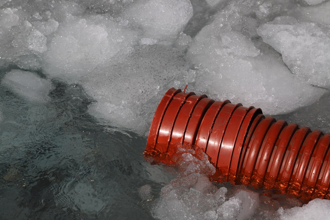 frozen and burst pipe - burst pipe emergency