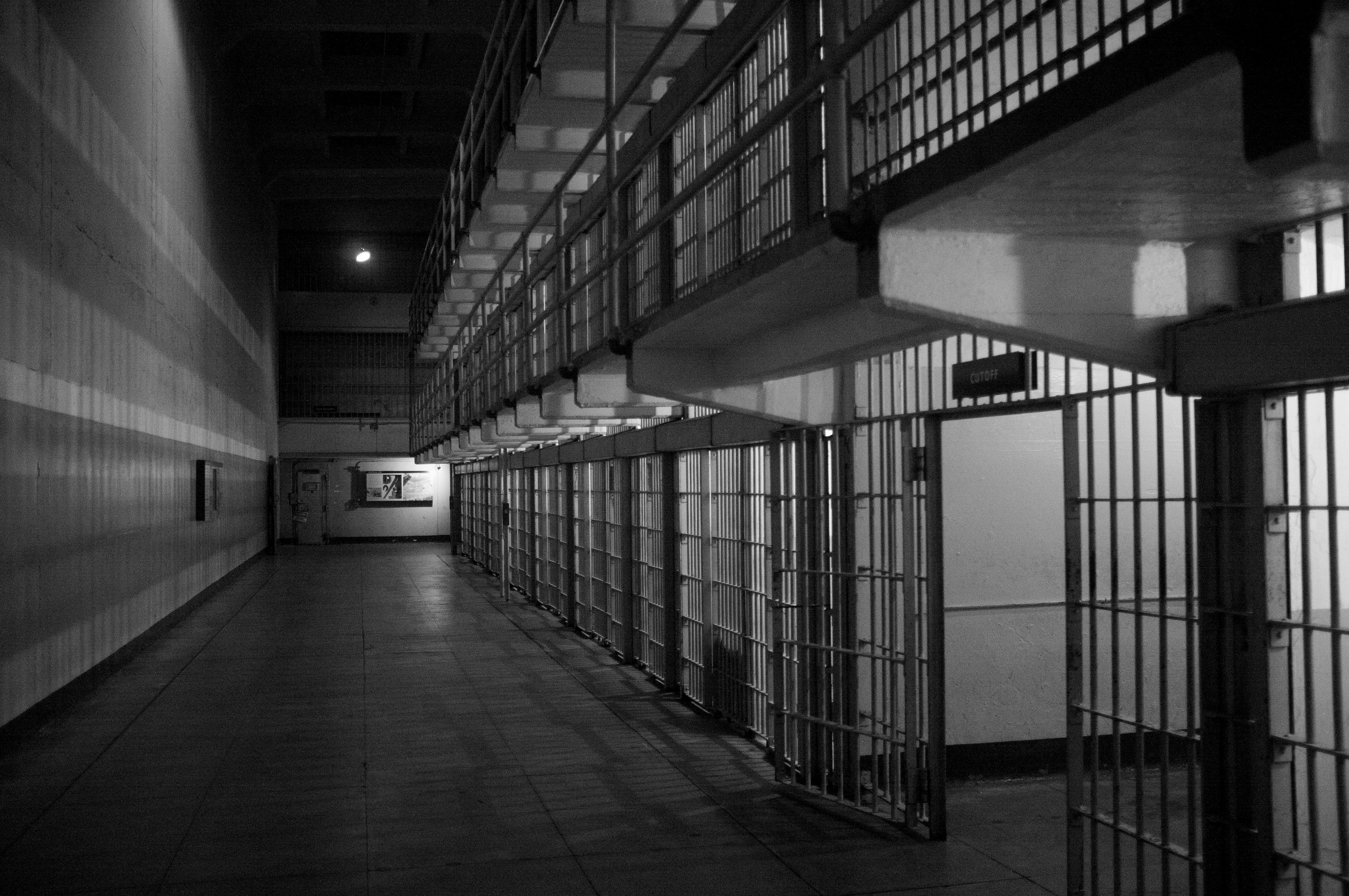Date de sortie de prison : comment la calculer facilement ?