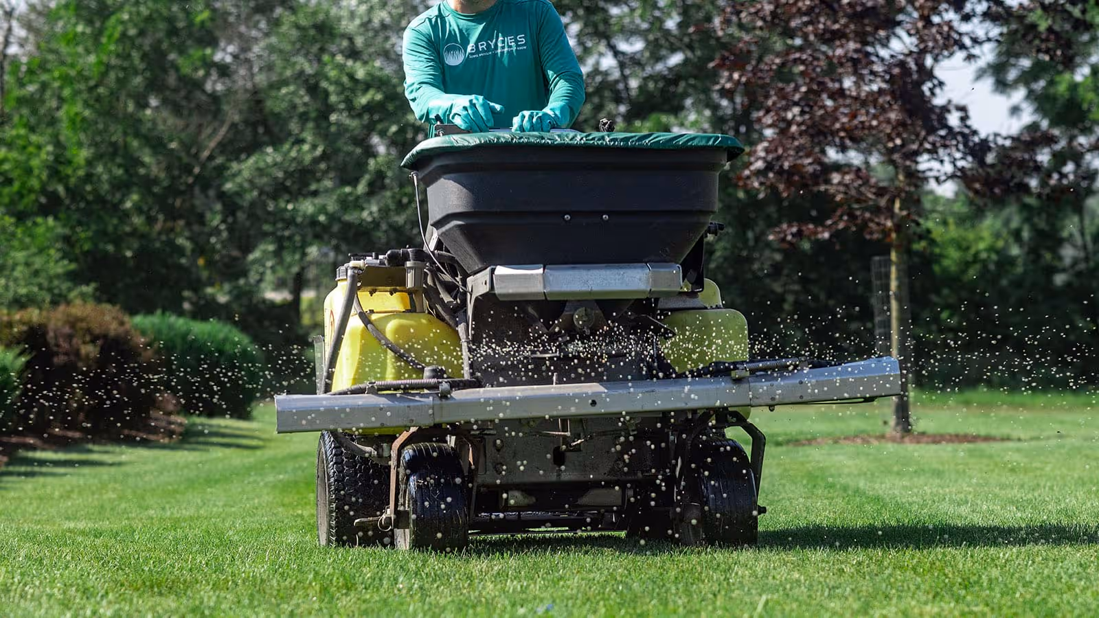 Professional Lawn Care near me in Waukesha Wisconsin