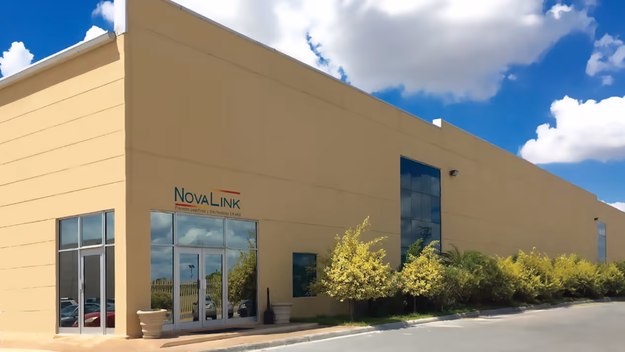 Exterior shot of entrance to Novalink B building.
