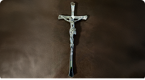 Мідний виріб хрест