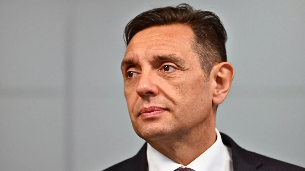 В Сербии заявили о невозможности отречения от России