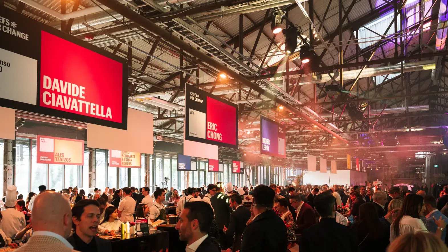 Venue image with big crowd