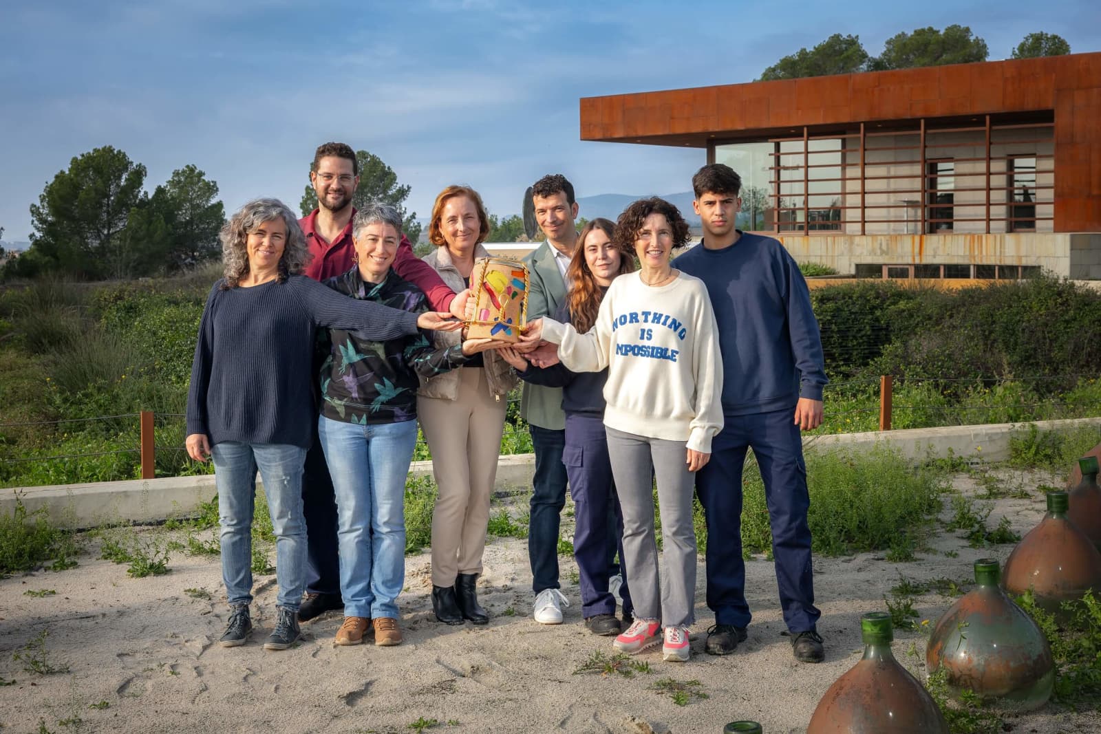 Familia Torres receives the 2024 Golden Vines Innovation Award