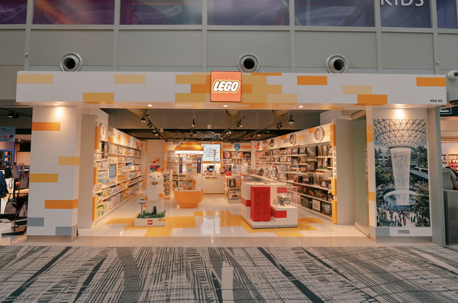 The LEGO Group opens two new stores at Changi Airport