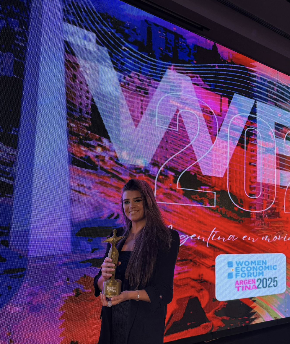 London Supply Group's María Taratuty honored as "Iconic Woman Leader 2025" at WEF Argentina