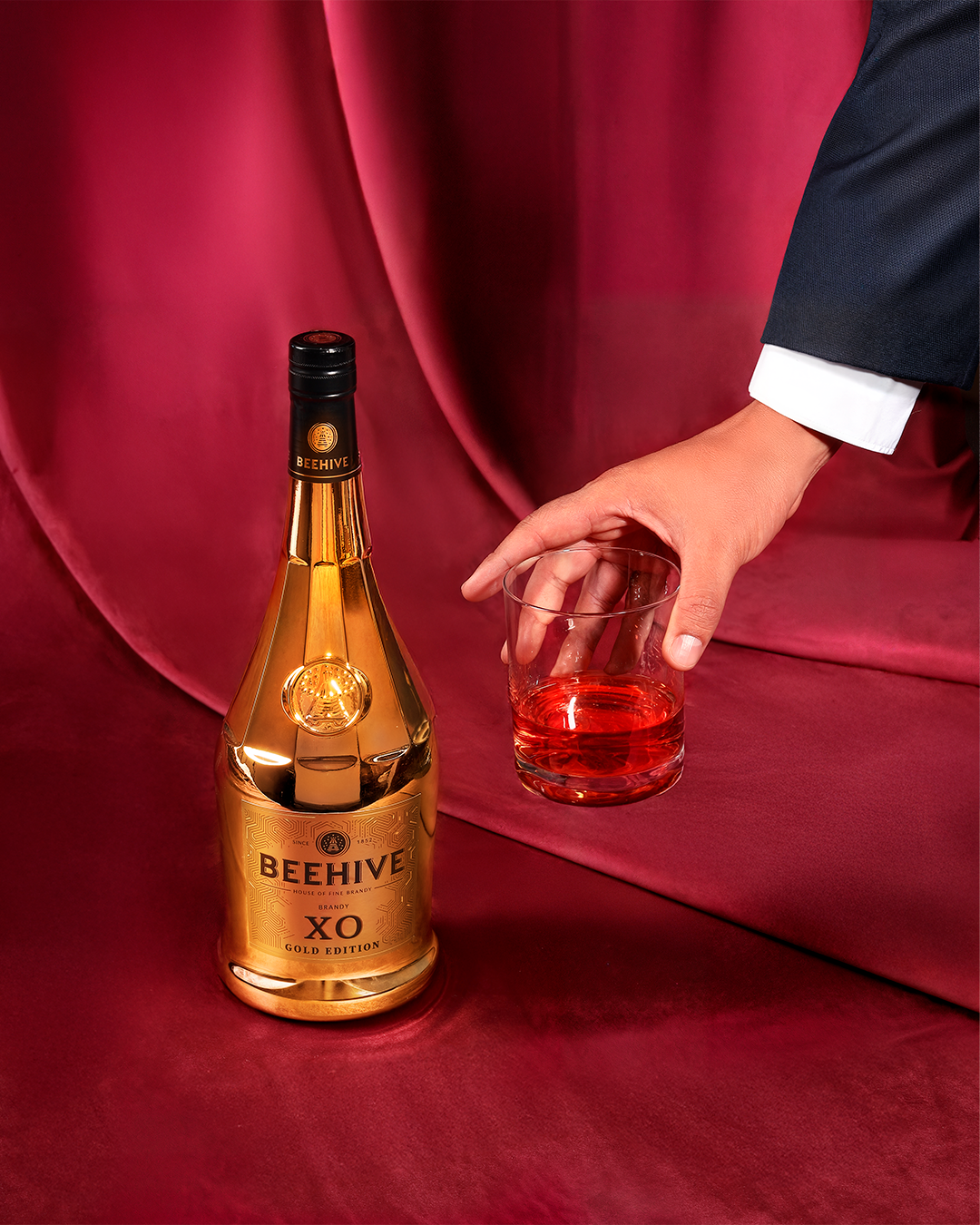 La Martiniquaise-Bardinet presents Beehive XO Gold Edition