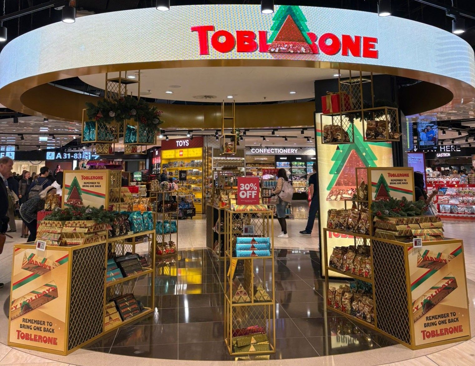 Mondelez WTR brings holiday magic to airports with festive activations