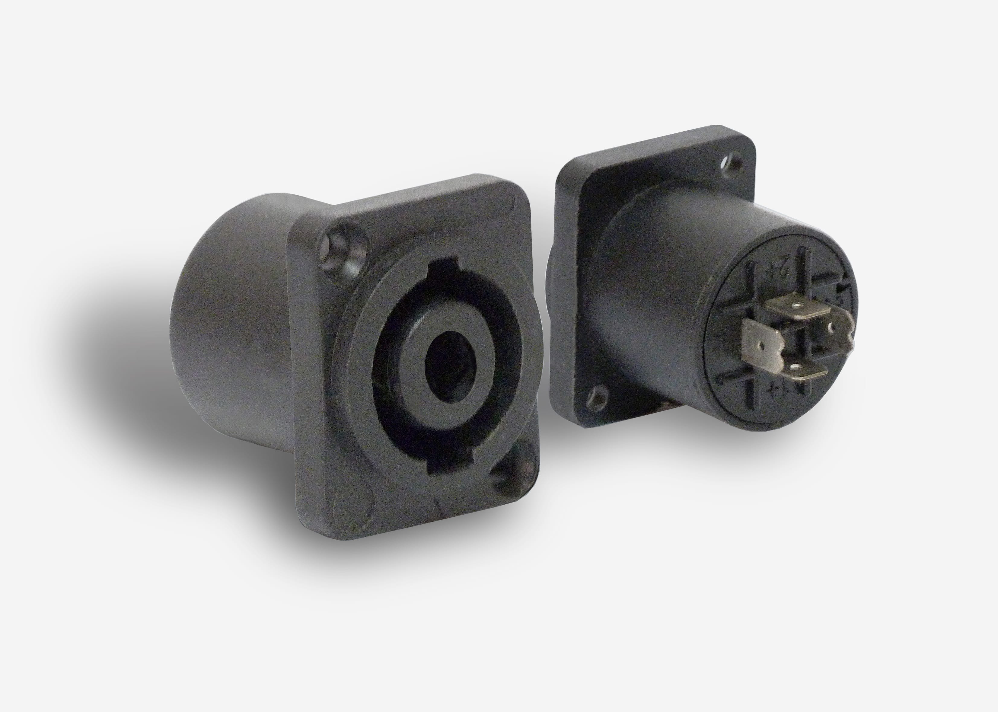 Speakon Hembra ⏤ 4 Contactos