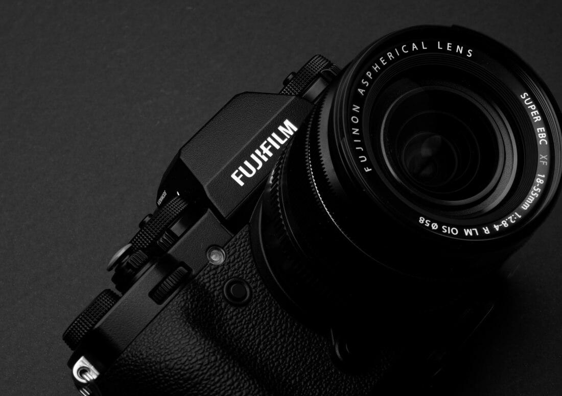 What entry-level DSLR camera to buy for photographers just starting out?