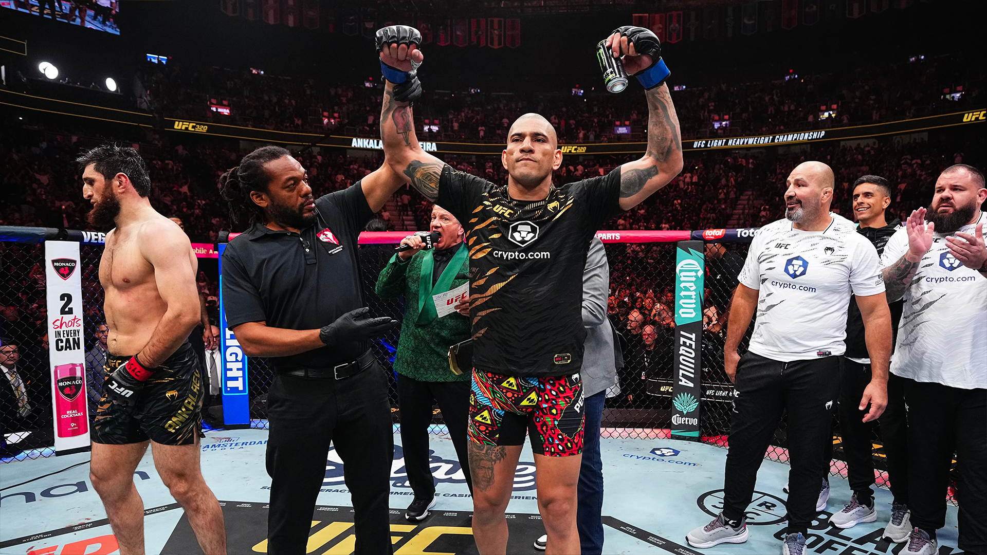 Magomed Ankalaev revient sur sa défaite contre Alex Pereira