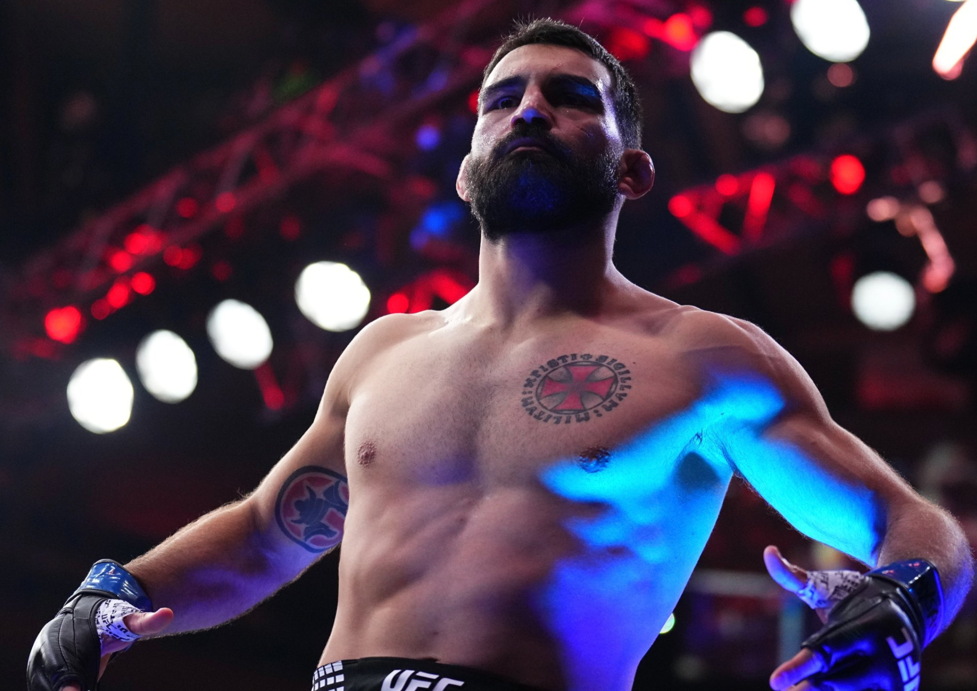 UFC - Benoît Saint Denis expédie Dariush en 16 secondes au Madison Square Garden