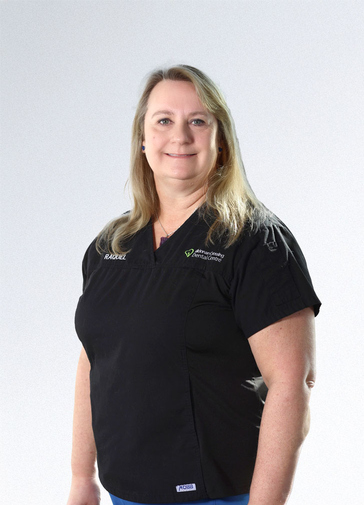 Headshot of Raquel, Dental Hygienist