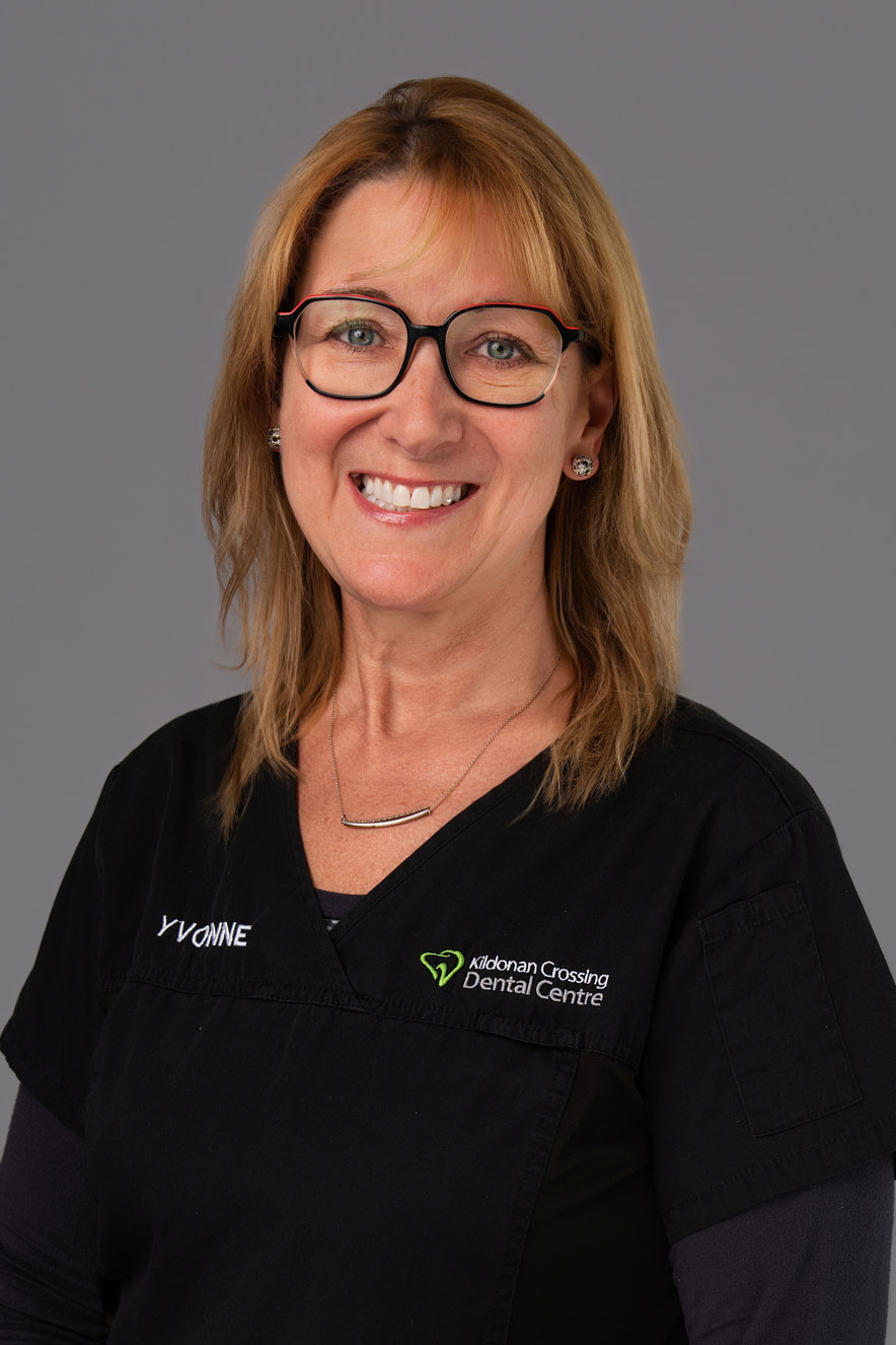 Headshot of Yvonne, Dental Assistant