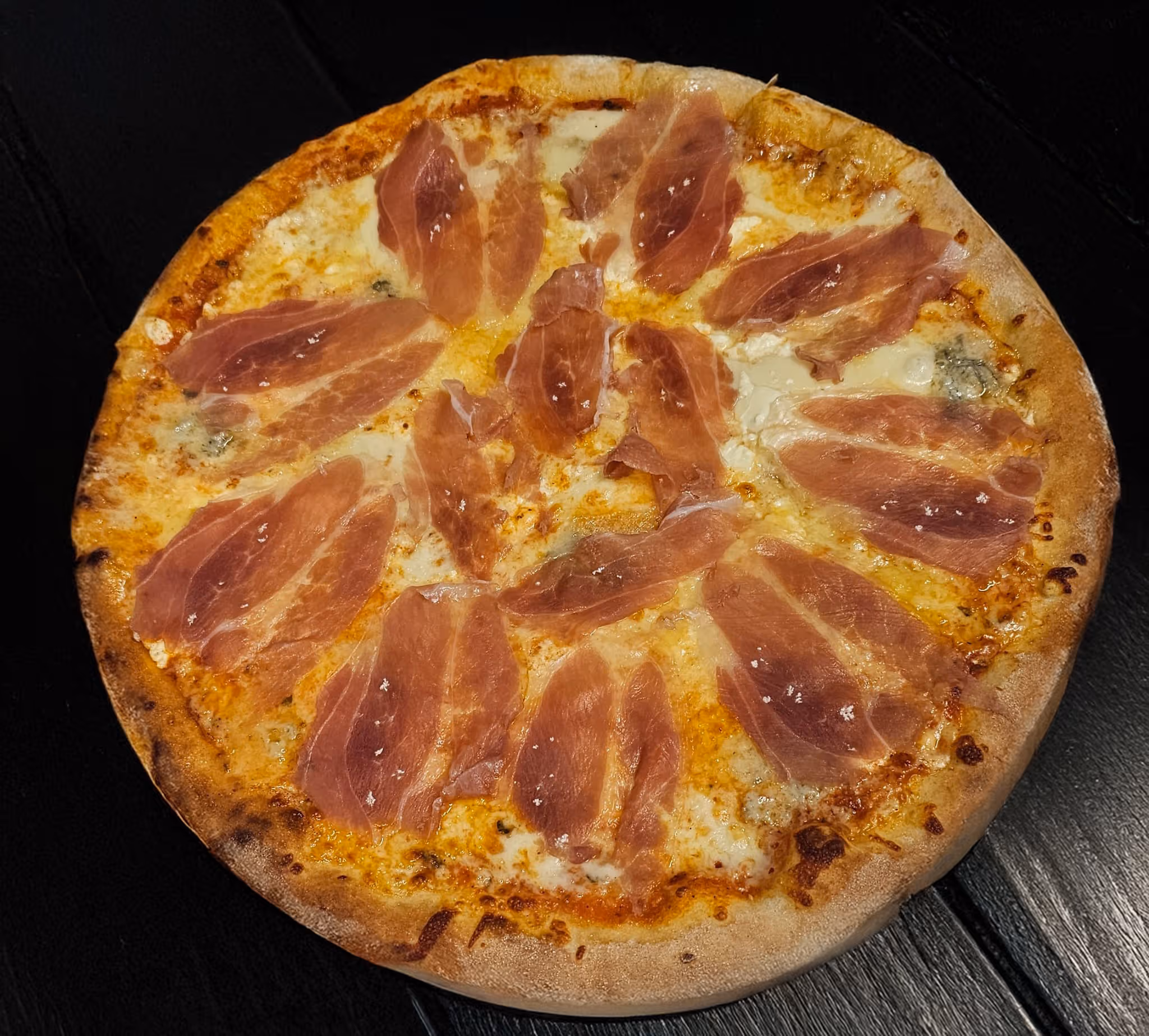 Pizza Quattro Formaggi Premium