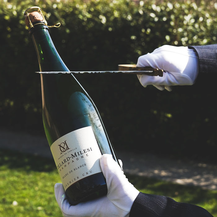 Sabrage Champagne Collard-Milesi