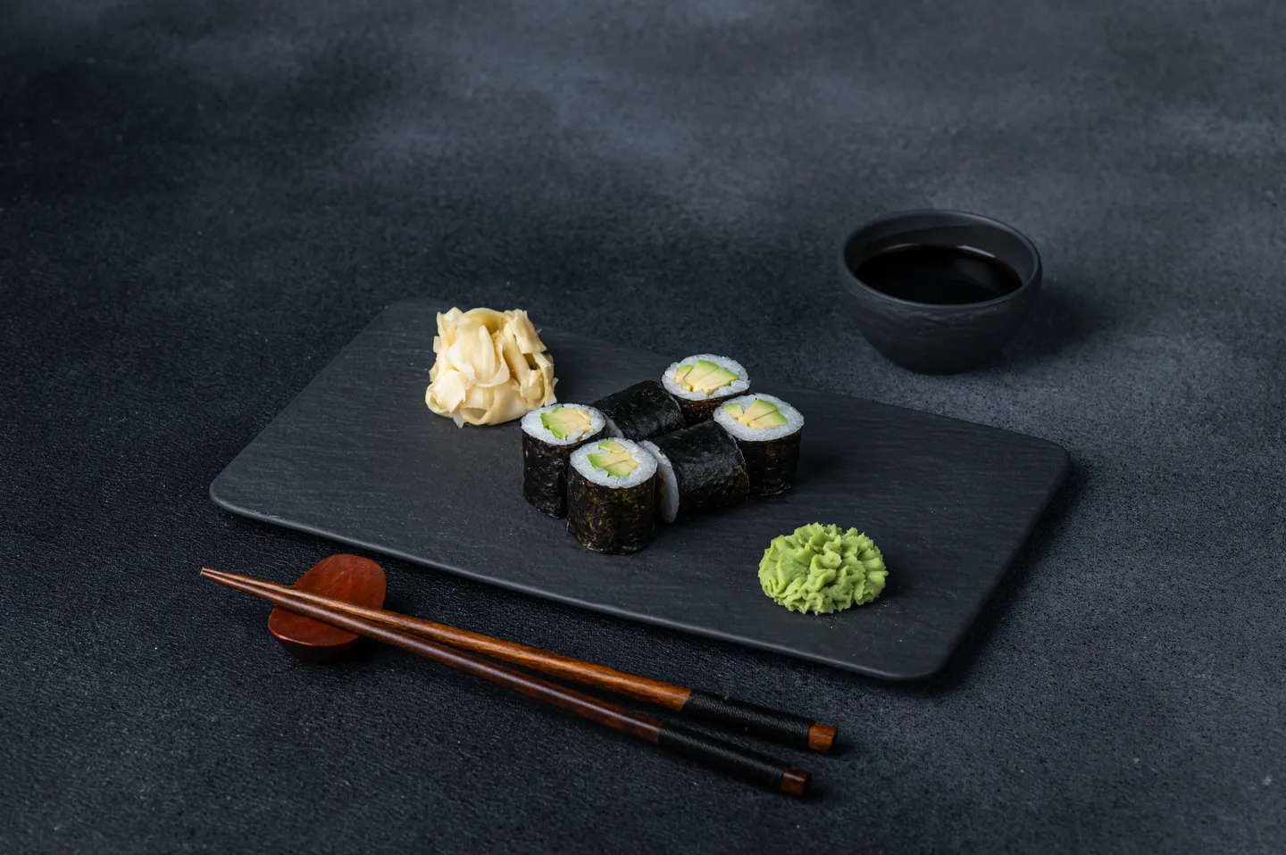 Avocado maki