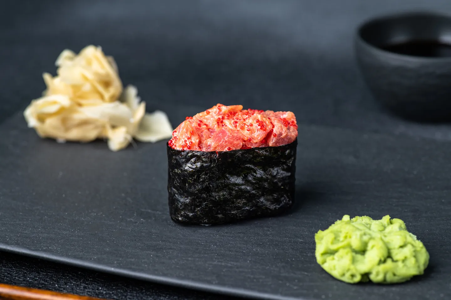 Гункан тунец