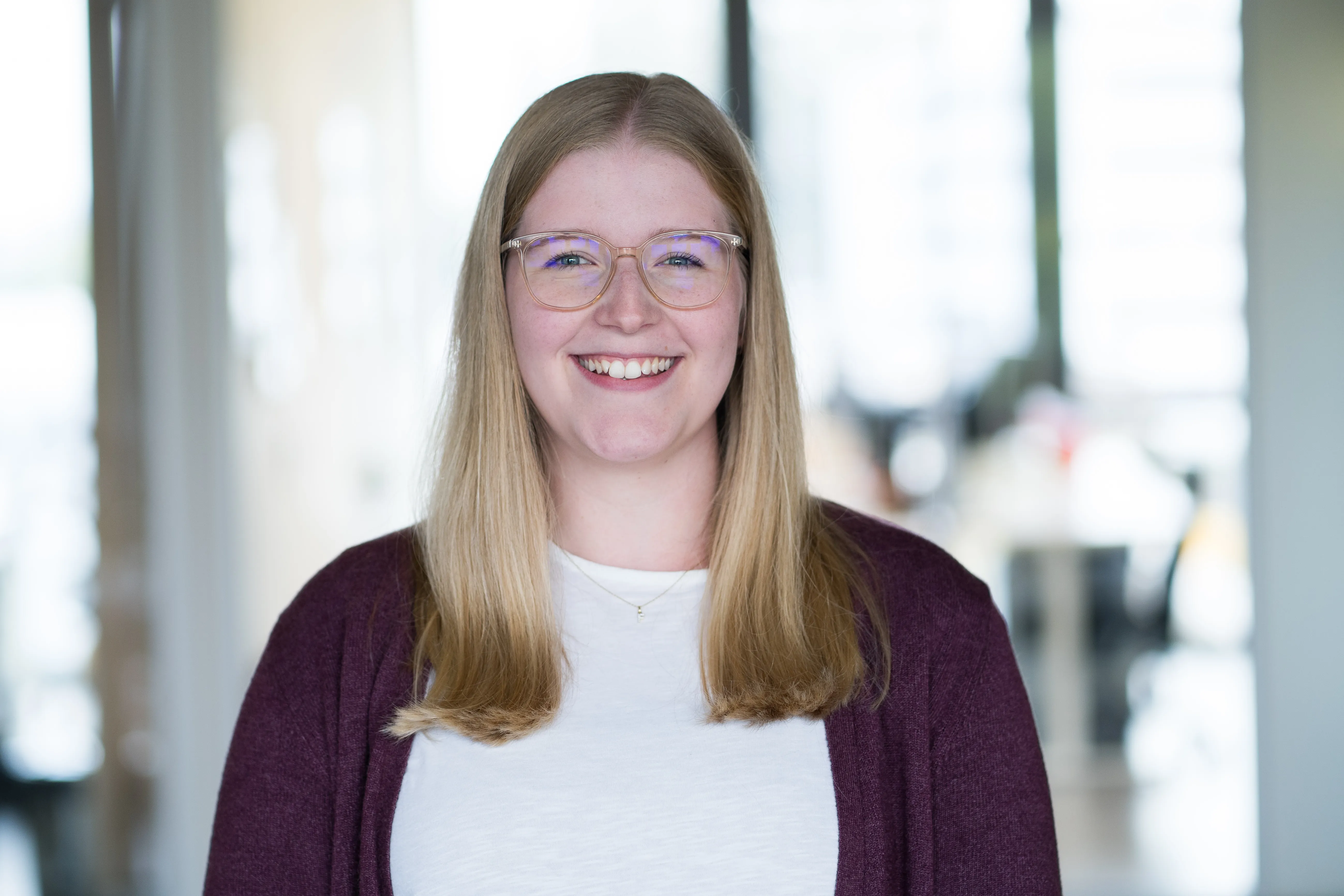 Porträt Ansprechpartnerin Jessica Klein von runHR