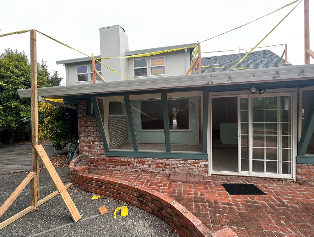 A old house to be renovated by Global Arch Construction