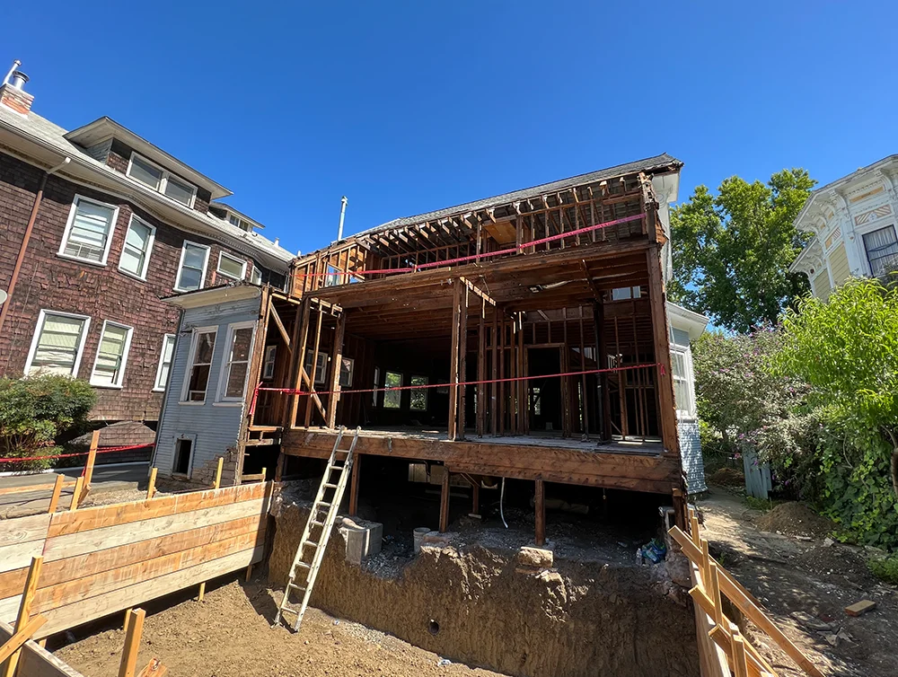 Construction process of a historic home in Napa, CA by Global Arch Construction