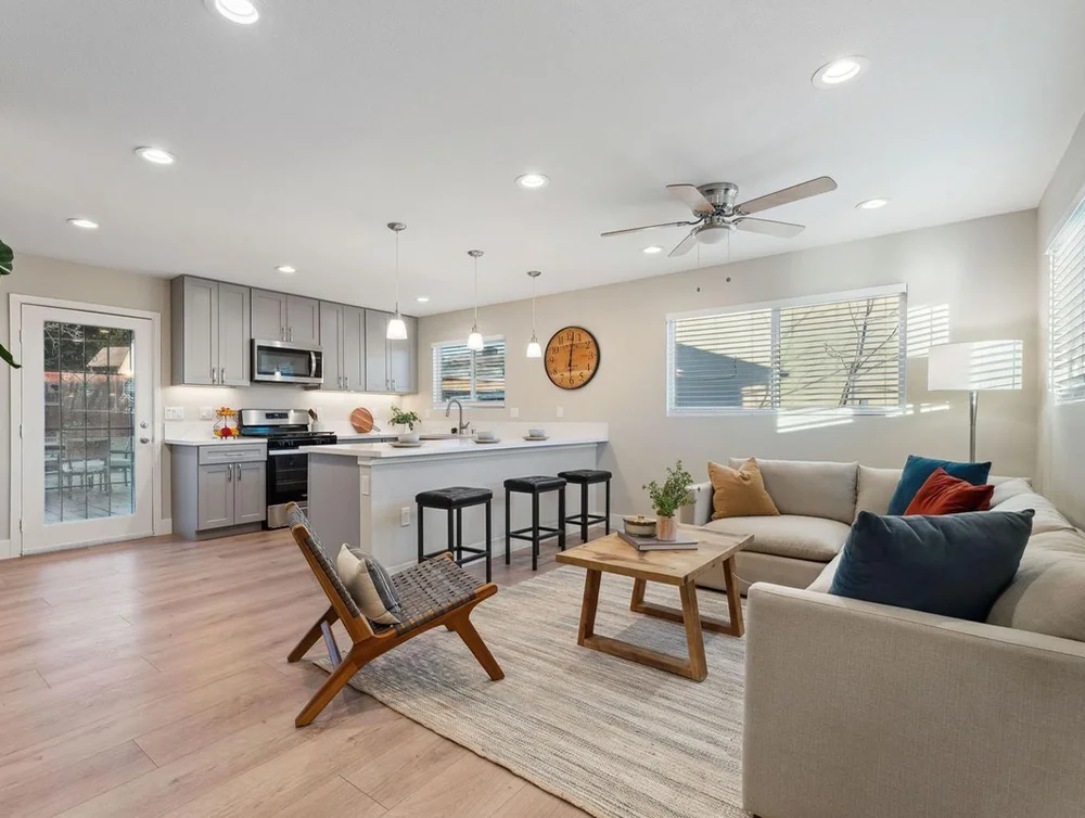 Kitchen of a home restorated after fire by Global Arch Construction