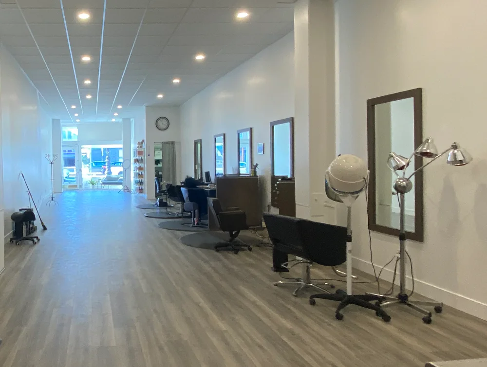 Layout of a hair salon remodeled by Global Arch Construction