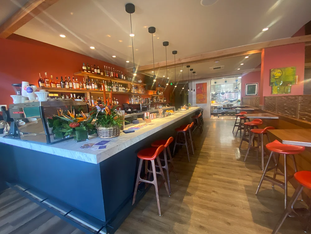 Bar of a mexican restaurant remodeled by Global Arch Construction