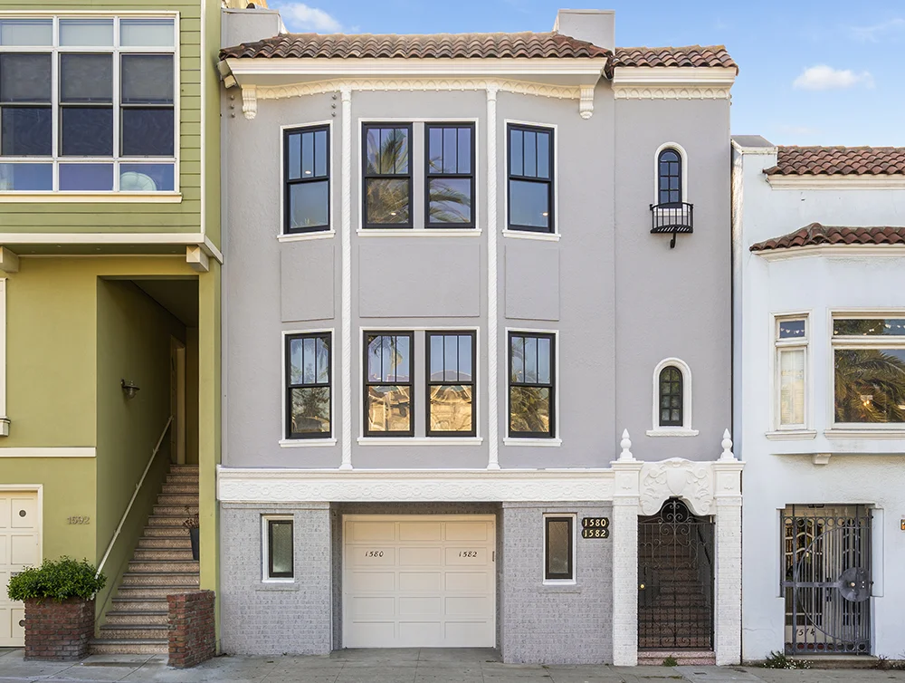 Front of a house remodeled by Global Arch Construction