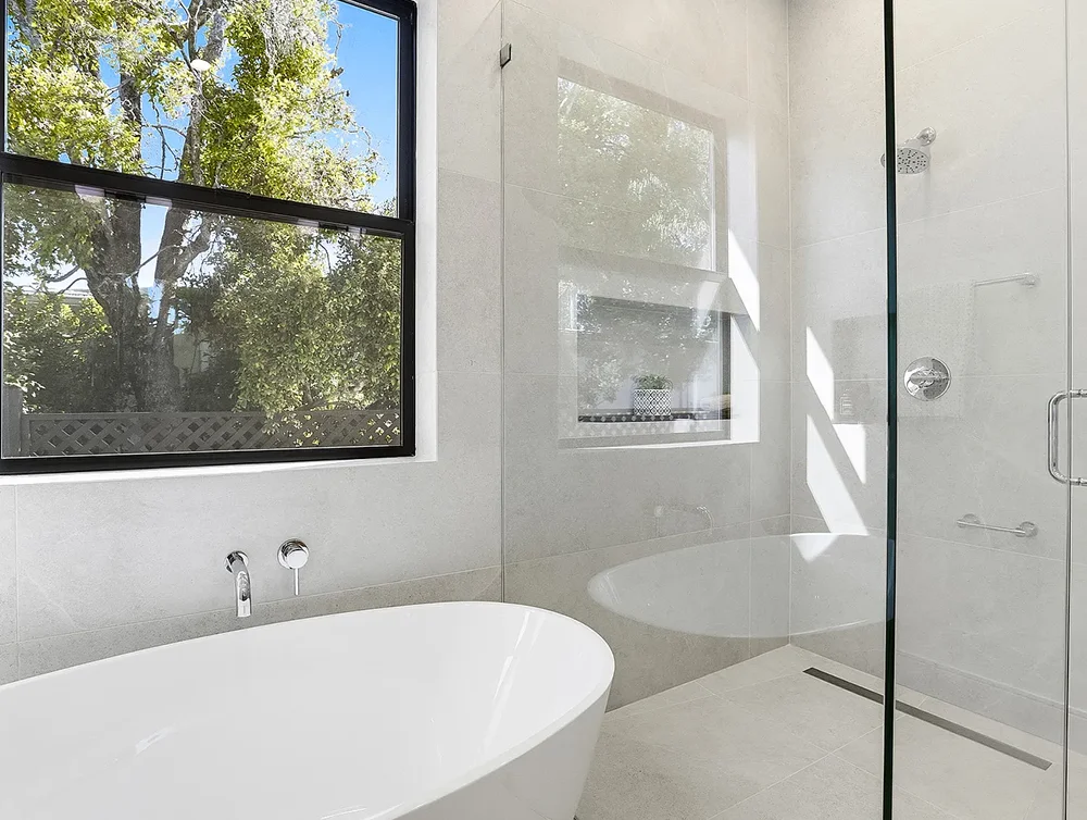 Modern home designed and built by Global Arch Construction - bathroom
