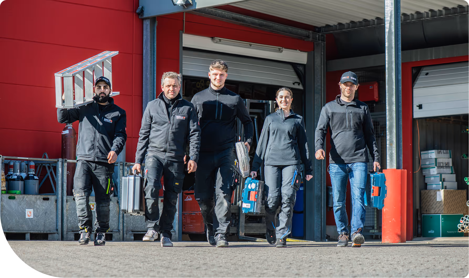 Barella Handwerker/Mitarbeiter bereit für die Arbeit