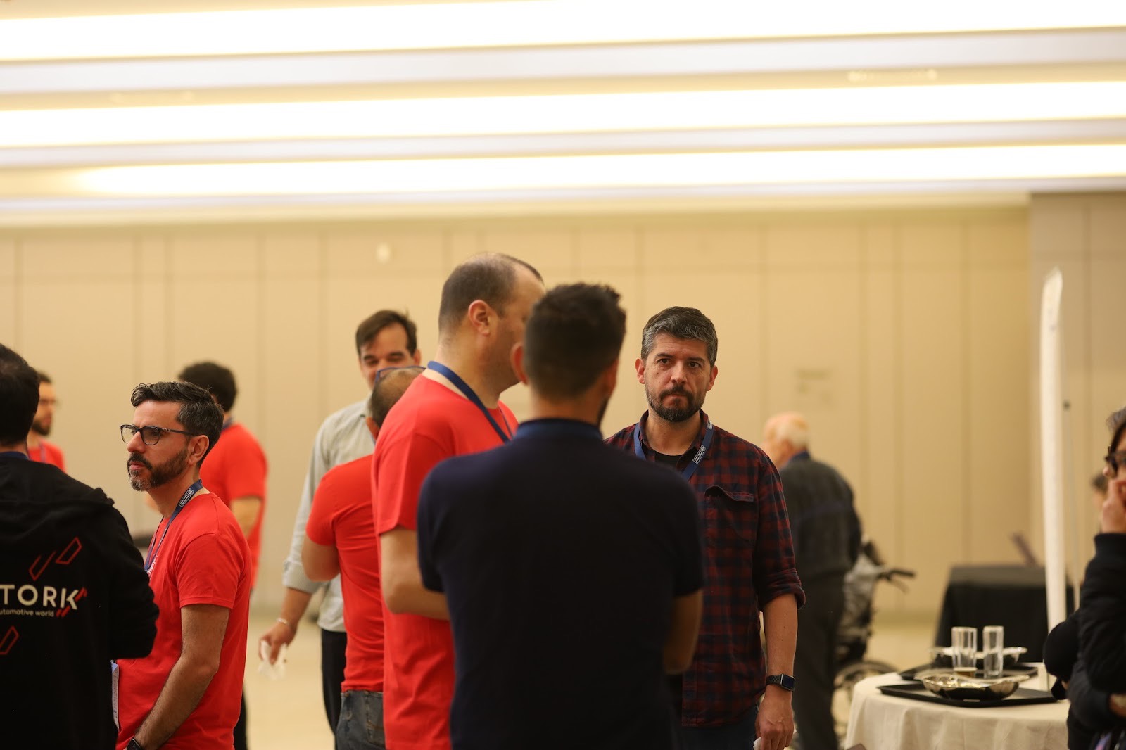 One of the Weglot ambassadors, Pedro, talking to some participants in WordCamp Porto