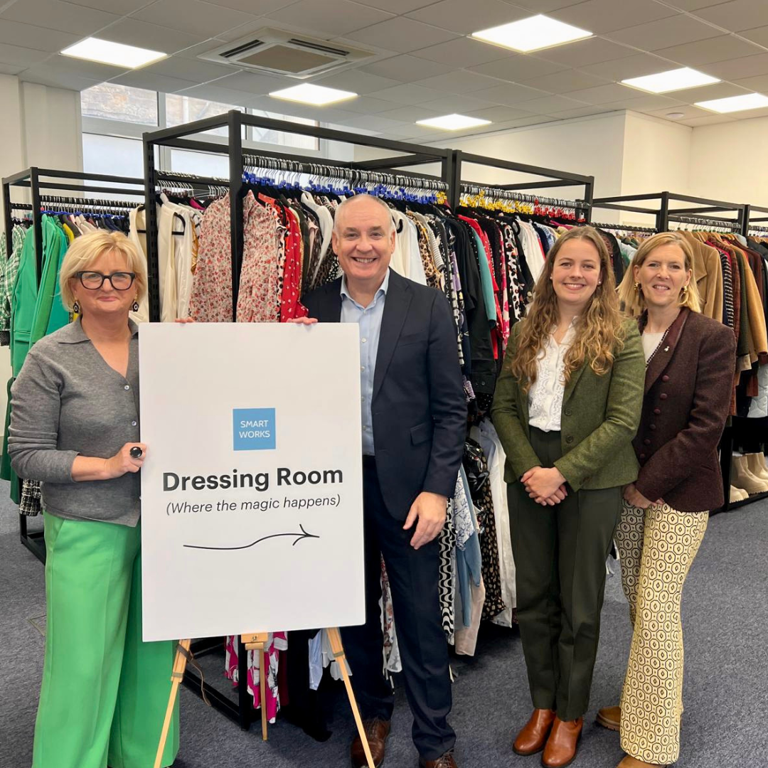 Richard Lochhead visits Smart Works Scotland 