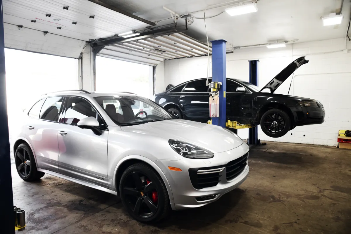 Auto repair in repair shop in Manteca, CA