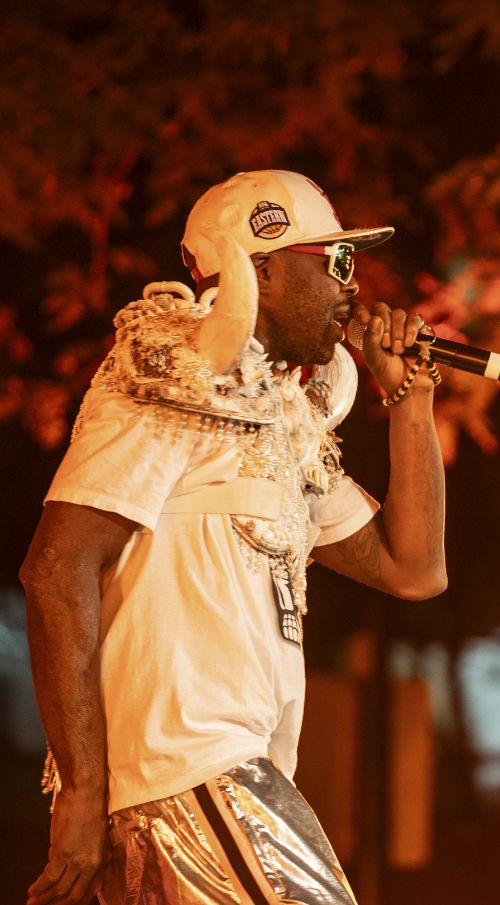 Live hip-hop performance with theatrical costume and stage lighting — Contak AV cultural event production in Montreal