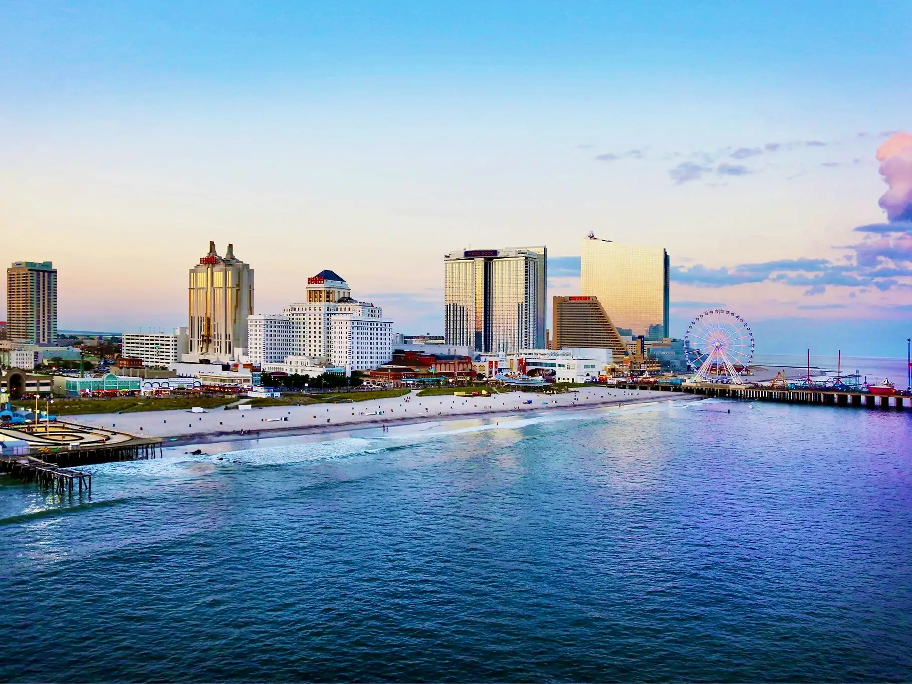 Atlantic City: From Seaside Glamour to Struggles