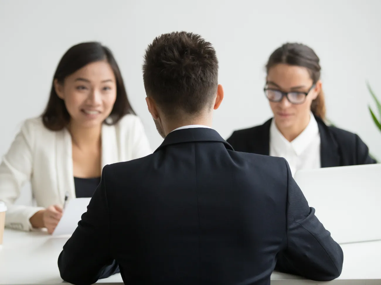 Why housing approvals, timelines, and hidden costs now drive US relocation complexity for HR and mobility teams