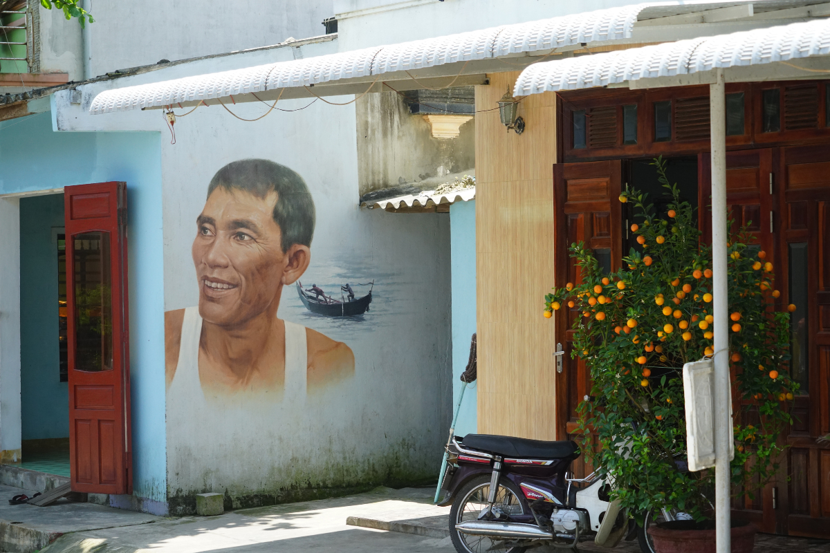 Where Is Tam Thanh Mural Village?
