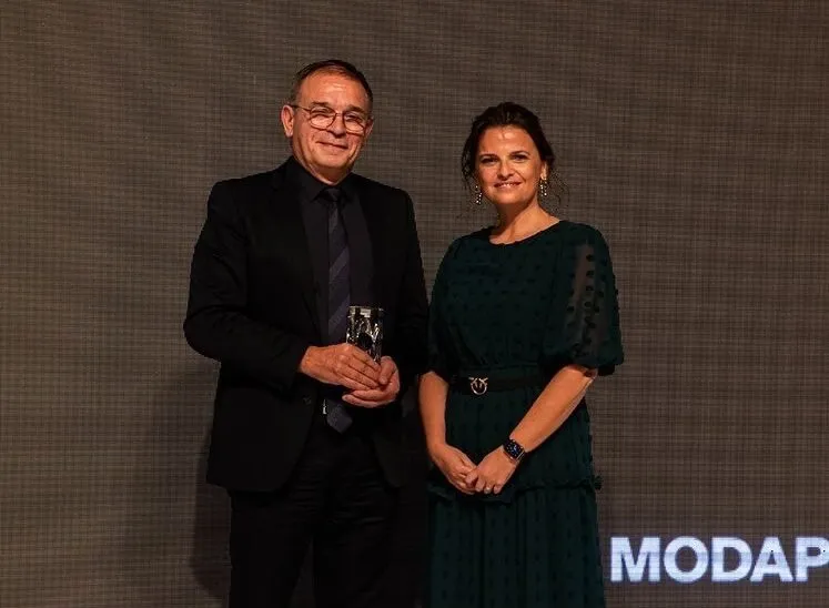 Excellence Award 2021