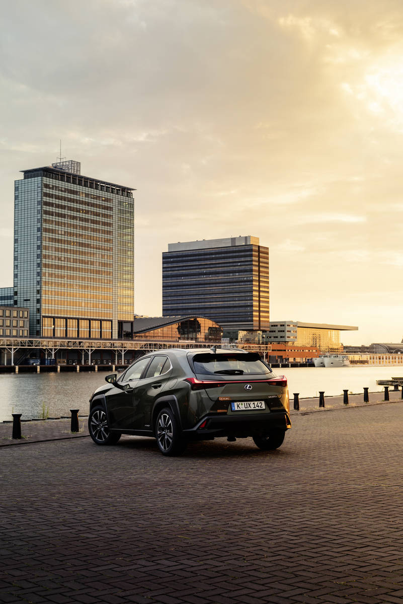 Lexus UX
