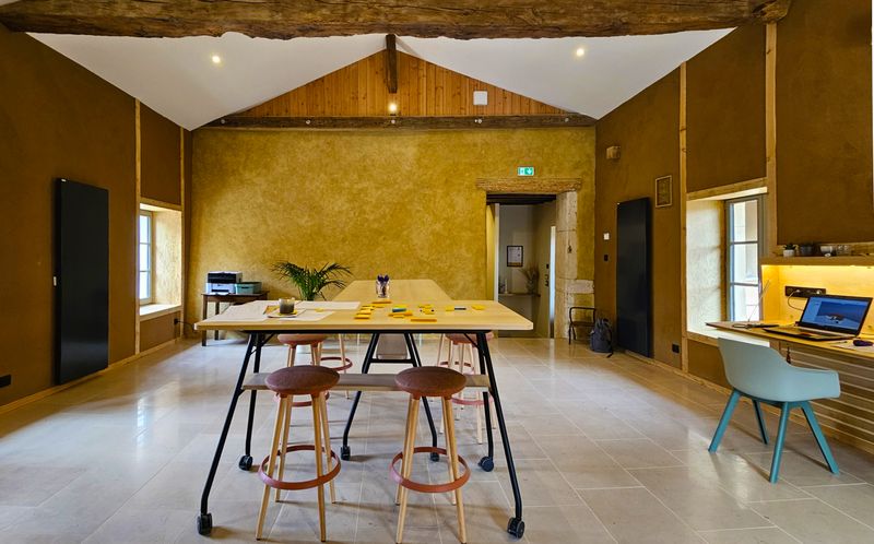Coworking du Cheval Blanc — projet d'architecture DBA à Mogneneins 01140