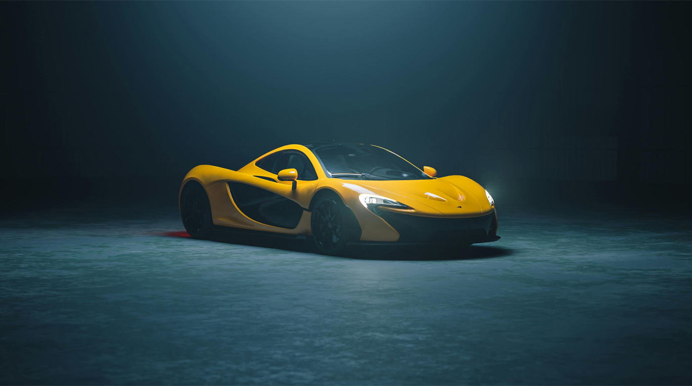 Gelber Sportwagen mit eingeschaltetem Scheinwerfer in einem dunklen, leeren Raum.