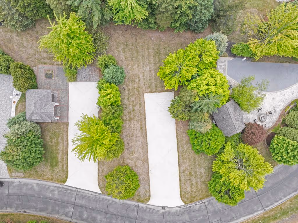 Lot 329 & 330 - 2130 & 2120 Windover Dr