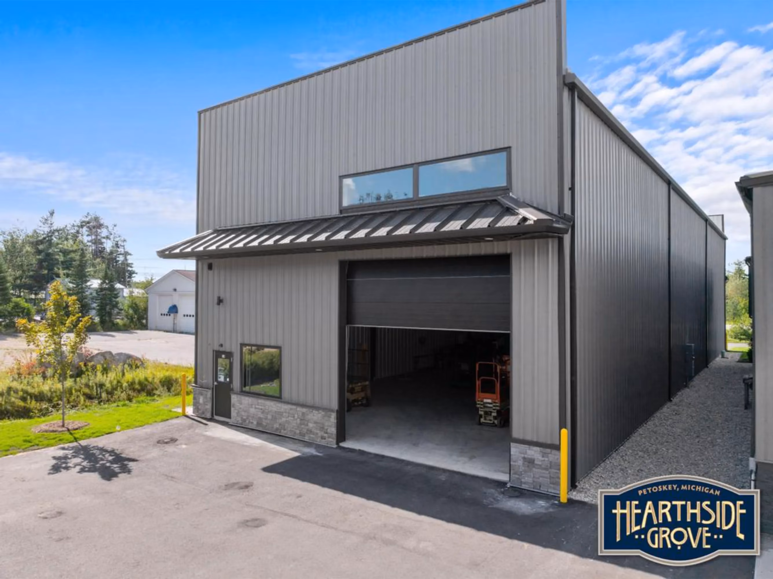 Luxury Garage 19