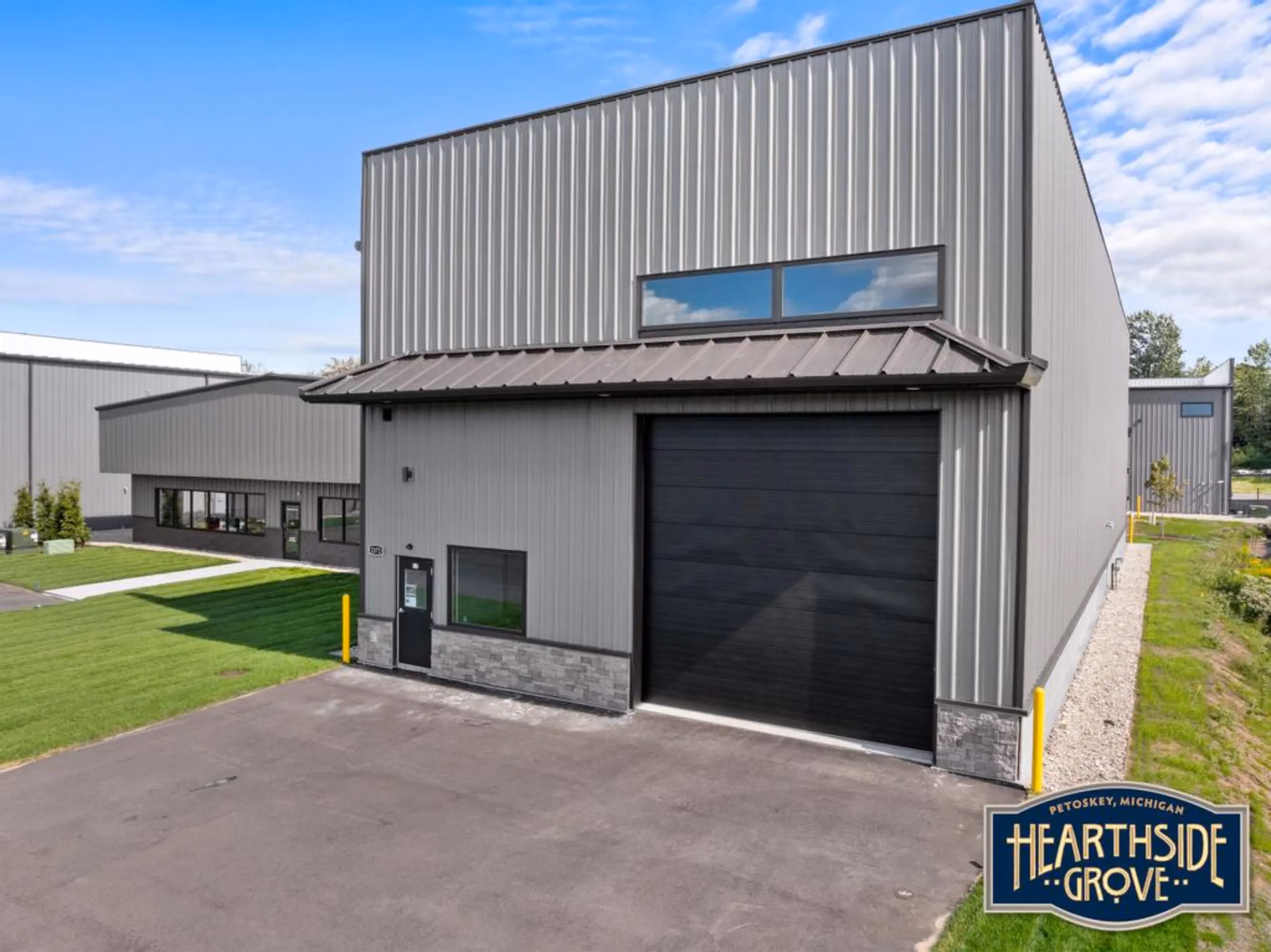 Luxury Garage 18