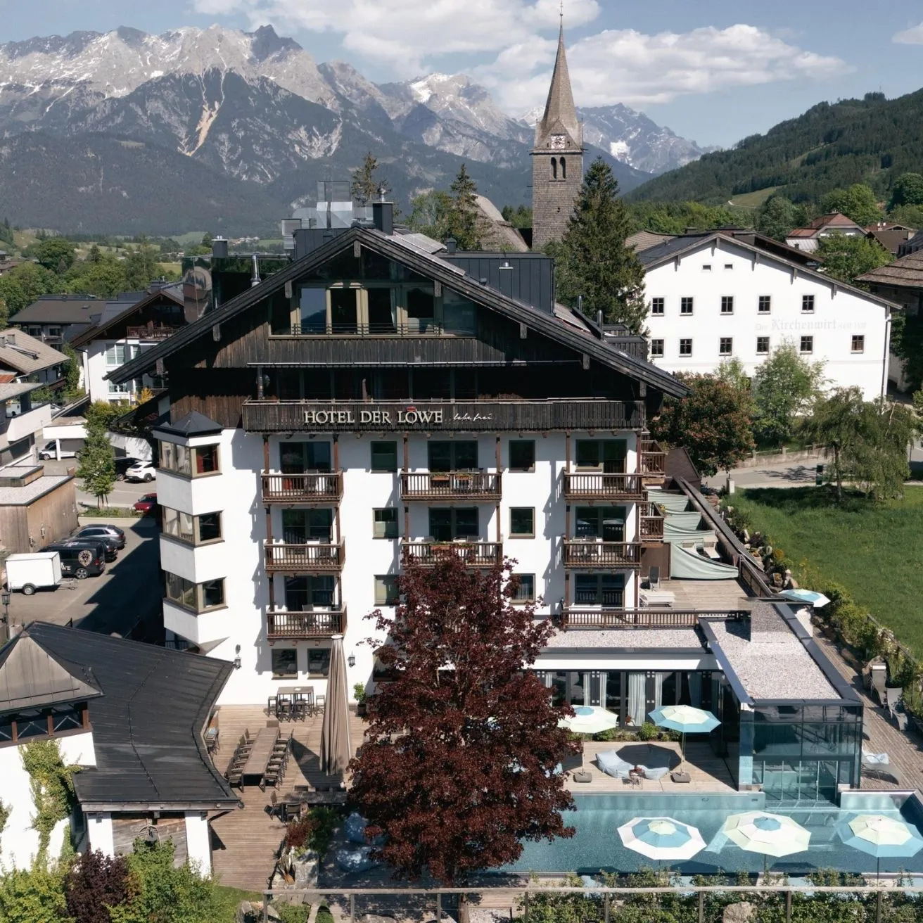 Vista esterna dell'Hotel Der Löwe, Leogang - Cliente alberghiero di ADDITIVE nell'area del marketing online