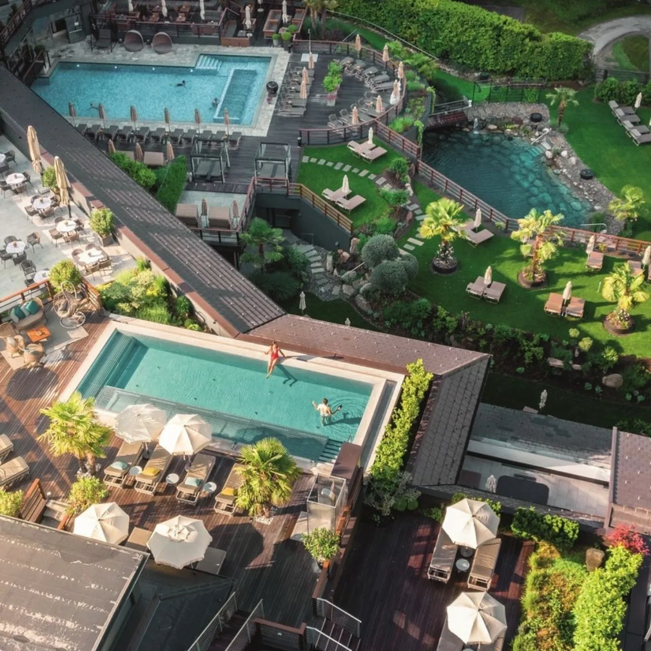 Exterior Drone View of Andreus Resorts - Client of ADDITIVE in Online Marketing