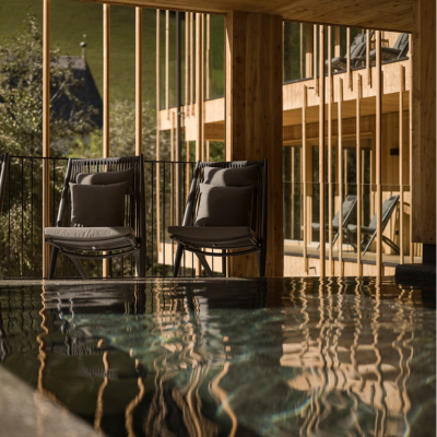 Pool Naturhotel Rainer, ADDITIVE Kunde im Hotelmarketing